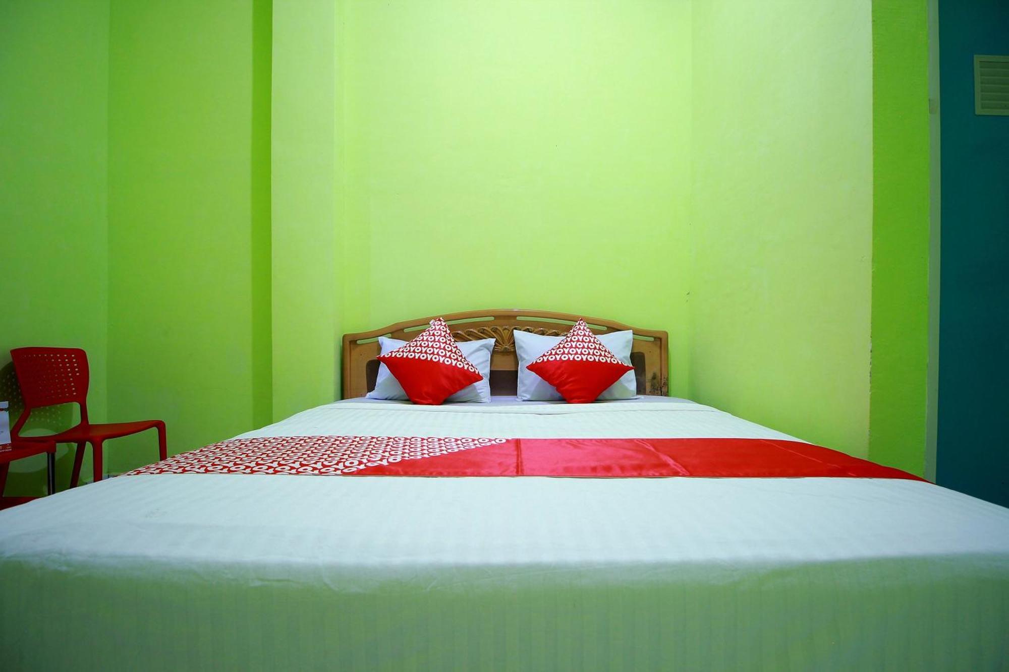 Oyo 2585 Sherren Guest House Lubuklinggau Ngoại thất bức ảnh